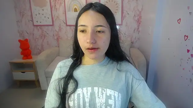 Snapshot of Kylie_ch1 chatting on 09/23/25, 10:51 Kylie ch1 online show from 09/23/25, 10:51