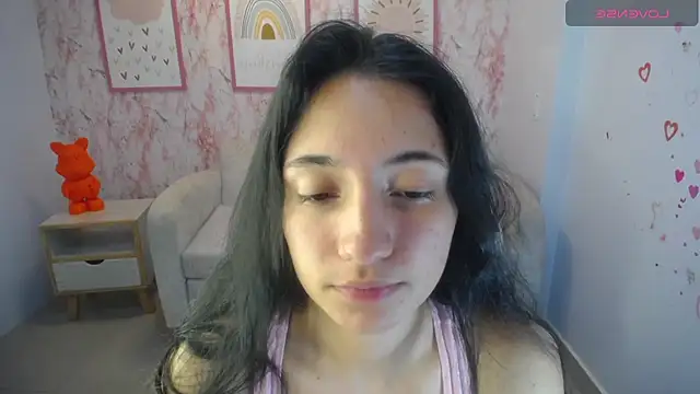 Snapshot of Kylie_ch1 chatting on 10/07/25, 03:20 Kylie ch1 online show from 10/07/25, 03:20