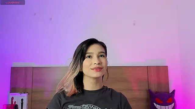 Akatsumi  online show from 12/03/25, 09:13