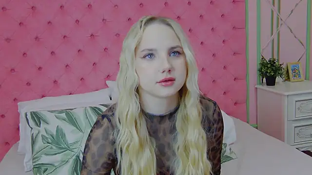 Sky Cutie online show from 02/22/26, 04:46