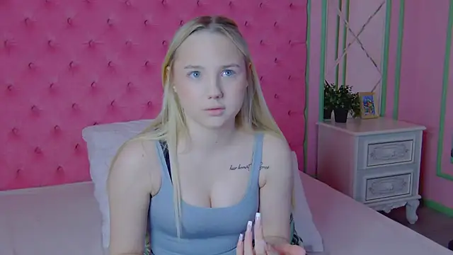 Sky Cutie online show from 02/24/26, 08:01