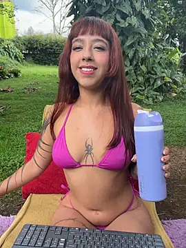 AliceMrtnz online show from 05/29/26, 04:05