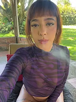 AliceMrtnz online show from 07/06/26, 04:09