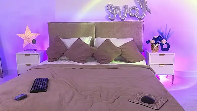 Jules night online show from 03/12/26, 09:10