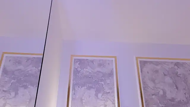 doll eyees  online show from 09/25/25, 02:26