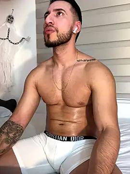 Thiago Hill online show from 10/26/25, 05:41