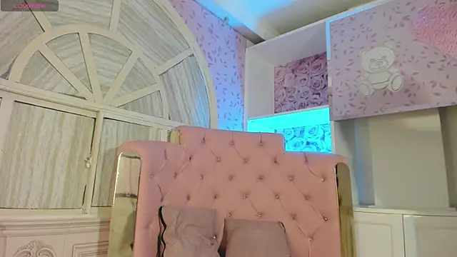 Dani rivass online show from 12/19/25, 11:39