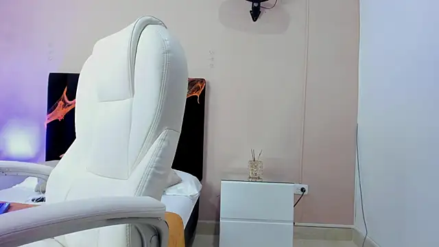 Nascary Fox online show from 10/10/25, 07:46