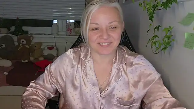 Linsy Kim online show from 02/04/26, 10:26