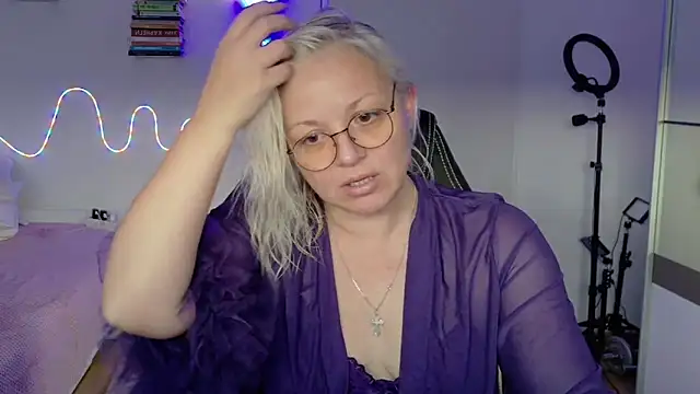 Linsy Kim online show from 04/03/26, 05:00