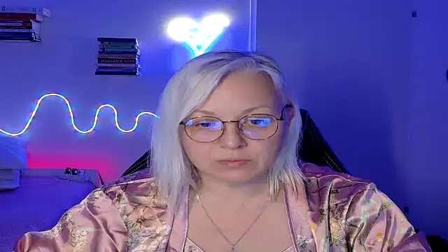 Linsy Kim online show from 04/04/26, 07:22