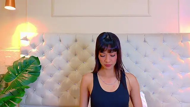 Snapshot of CathMellow chatting on 12/03/25, 08:29 CathMellow online show from 12/03/25, 08:29