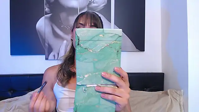 Snapshot of NicoletBlossom chatting on 02/26/26, 08:30 NicoletBlossom online show from 02/26/26, 08:30