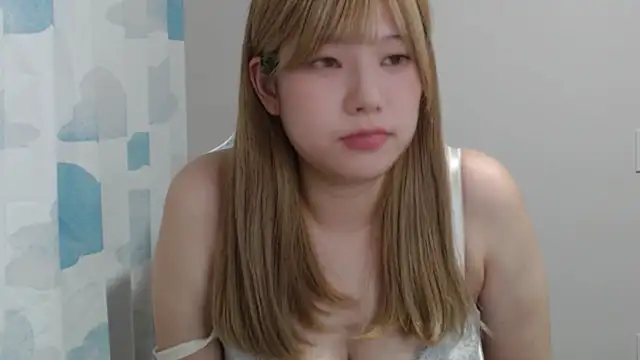 Snapshot of asuka_xoxo chatting on 09/21/25, 08:10 asuka xoxo online show from 09/21/25, 08:10