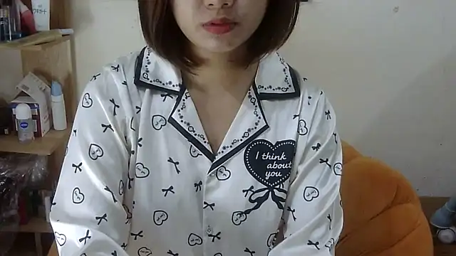 anna-sweet69 online show from 11/04/25, 02:21