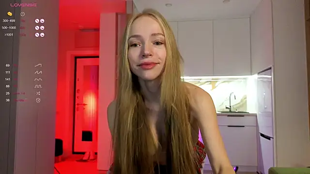 BritaKiss online show from 10/13/25, 02:22