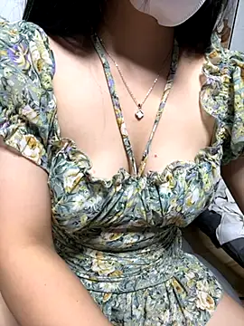 Snapshot of kem_2000 chatting on 09/25/25, 12:09 kem 2000 online show from 09/25/25, 12:09