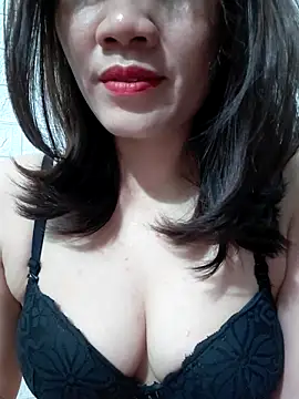 Singlemom69x online show from 05/14/26, 02:02