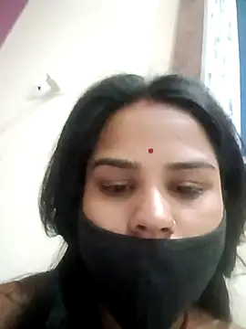 Radhika Lovely online show from 06/01/26, 11:17