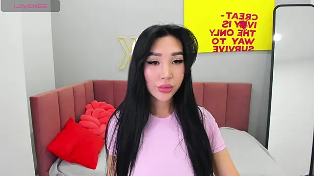 Jennifer Munoz online show from 09/22/25, 02:57