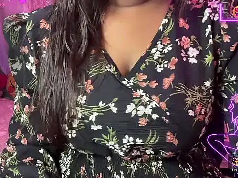 Snapshot of Aashi_5 chatting on 10/09/25, 08:45 Aashi 5 online show from 10/09/25, 08:45