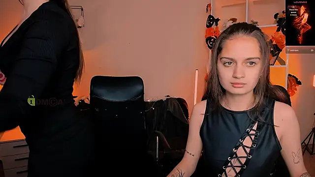 Snapshot of talia_seduce chatting on 10/25/25, 12:34 talia seduce online show from 10/25/25, 12:34