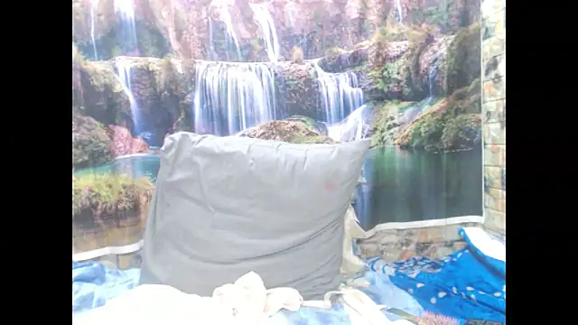 Snapshot of indianmystica694u chatting on 10/15/25, 09:42 indianmystica694u online show from 10/15/25, 09:42