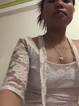 Snapshot of Ngoc-bbi chatting on 09/16/25, 05:36 Ngoc-bbi online show from 09/16/25, 05:36