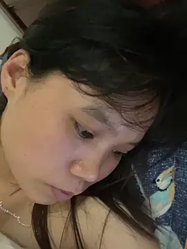 Snapshot of Ngoc-bbi chatting on 09/21/25, 04:25 Ngoc-bbi online show from 09/21/25, 04:25