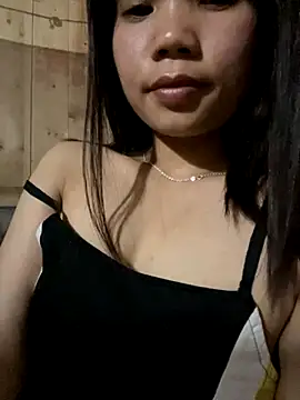 Snapshot of Ngoc-bbi chatting on 09/24/25, 04:21 Ngoc-bbi online show from 09/24/25, 04:21