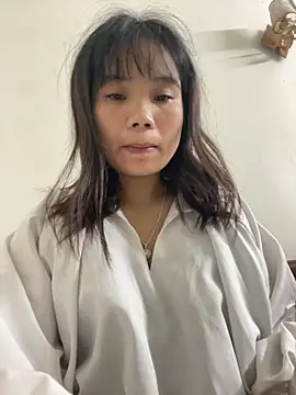 Snapshot of Ngoc-bbi chatting on 09/26/25, 06:01 Ngoc-bbi online show from 09/26/25, 06:01