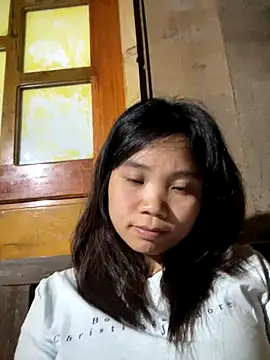 Ngoc-bbi online show from 12/16/25, 03:17