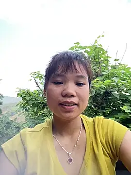 Ngoc-bbi online show from 04/28/26, 12:20