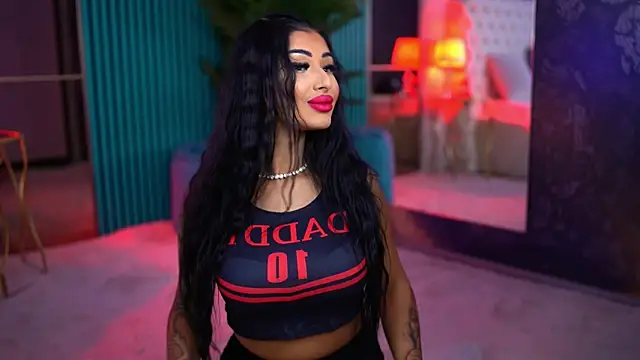 ArabellaPosh online show from 10/12/25, 04:55