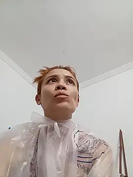 dulcelatin21 online show from 10/02/25, 07:10