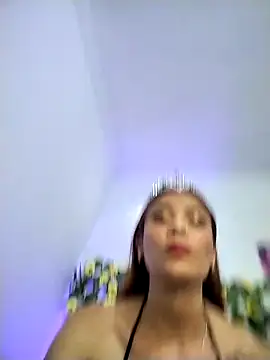 dulcelatin21 online show from 10/20/25, 09:48