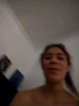 dulcelatin21 online show from 11/30/25, 05:17