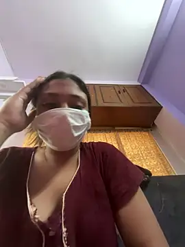 Snapshot of angelofyourworld chatting on 03/18/26, 01:42 angelofyourworld online show from 03/18/26, 01:42