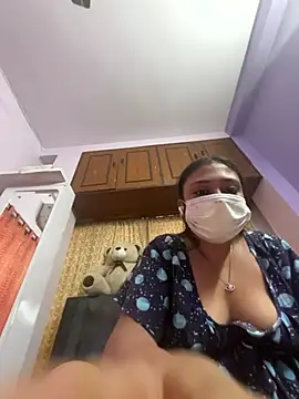 Snapshot of angelofyourworld chatting on 04/04/26, 11:51 angelofyourworld online show from 04/04/26, 11:51