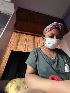 Snapshot of angelofyourworld chatting on 04/13/26, 11:05 angelofyourworld online show from 04/13/26, 11:05