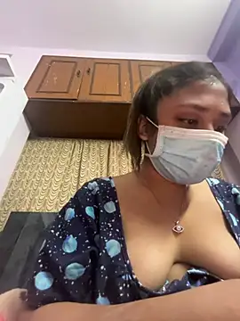 Snapshot of angelofyourworld chatting on 04/14/26, 03:40 angelofyourworld online show from 04/14/26, 03:40