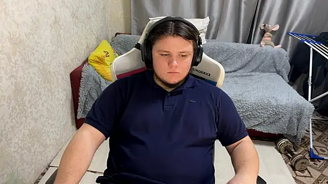 desiredude9 online show from 09/30/25, 06:24