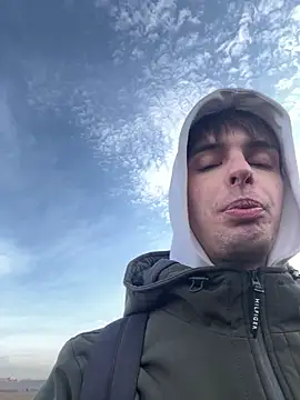 desiredude9 online show from 10/30/25, 07:10