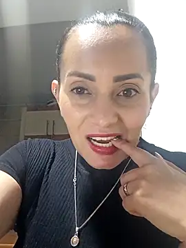 Snapshot of sarita_star chatting on 04/23/26, 01:51 sarita star online show from 04/23/26, 01:51