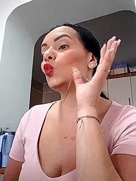 Snapshot of sarita_star chatting on 05/19/26, 02:56 sarita star online show from 05/19/26, 02:56