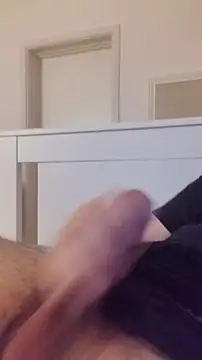 NewJoiner online show from 03/27/26, 05:56