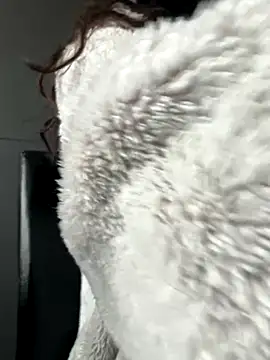 Snapshot of Sophsaysxox chatting on 10/15/25, 08:58 Sophsaysxox online show from 10/15/25, 08:58