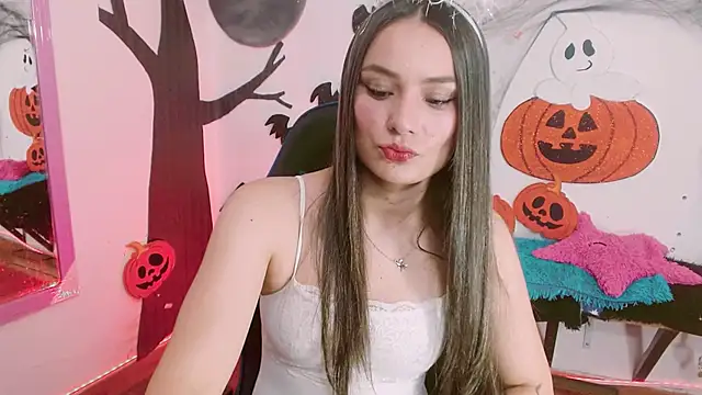 danna 888 online show from 10/23/25, 07:12