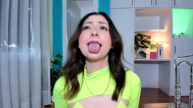 MilenaCrown online show from 02/03/26, 08:36