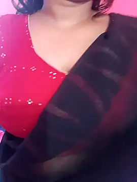 Snapshot of Aaradhya_Sharma chatting on 10/08/25, 03:48 Aaradhya Sharma online show from 10/08/25, 03:48